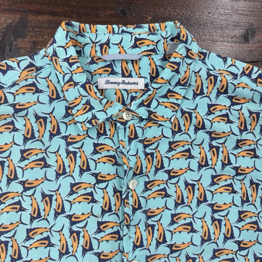 Tommy Bahama Swordfish Camp Shirt Men's Large Blue Short Sleeve Swordfish